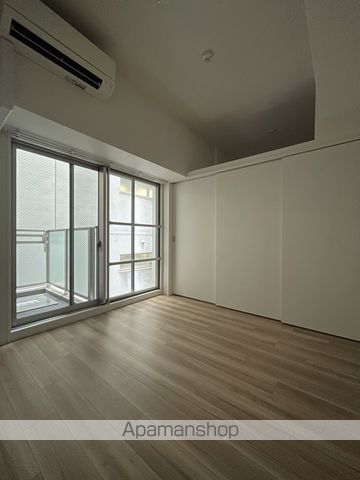 セレニテ本町リアンの内装写真
