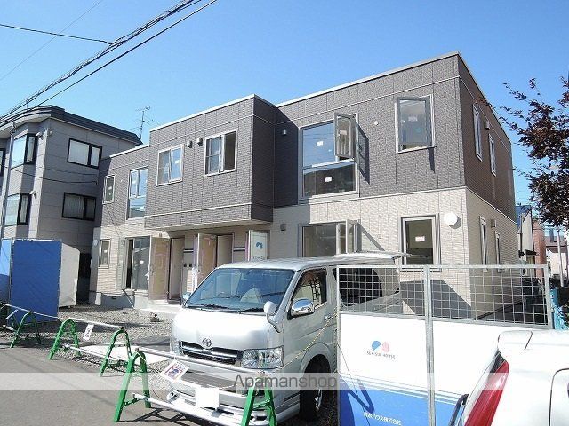 シャーメゾン発寒10・4の外観写真