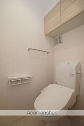 マーメゾン新福[2LDK/58.25m2]のトイレ