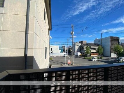 香川県高松市多賀町２丁目[1LDK/37.84m2]の内装3