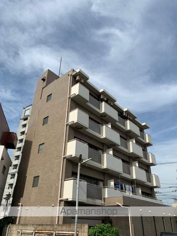 ヨシムラビルの外観写真