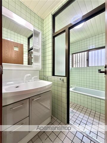 沖縄市 1階建 築33年の内装写真