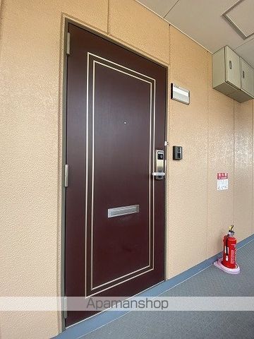 ラフィーヌ上野田の内装写真