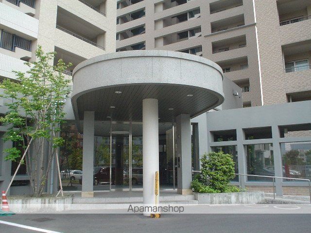 パークサンリヤン大橋A棟の玄関写真