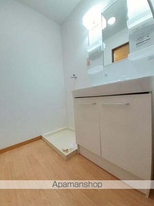 プリムローズ　Ｂ[2DK/46.13m2]の洗面所