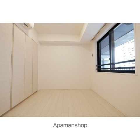 コンフォリア新宿イーストサイドタワーの内装写真