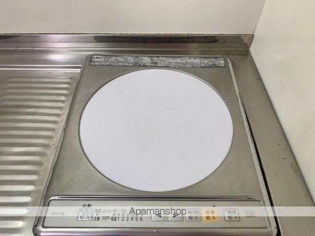 アパルトマン成合の内装写真