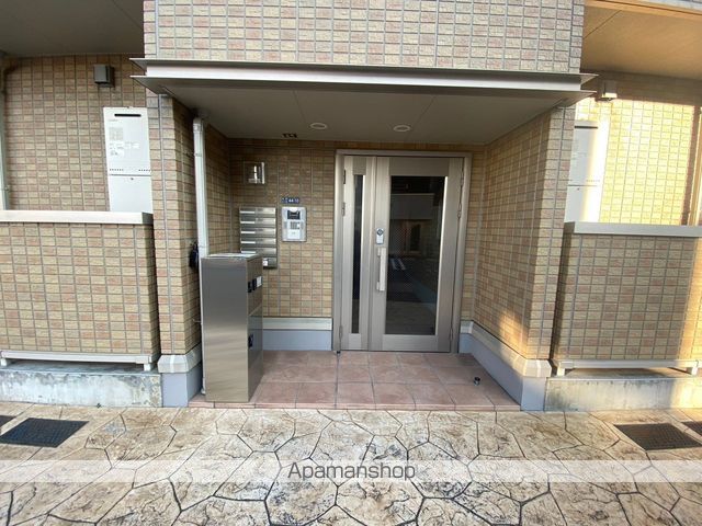 グラシアスの玄関写真