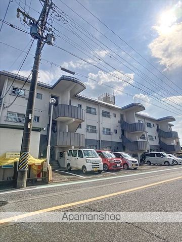 マンション高倉の外観写真