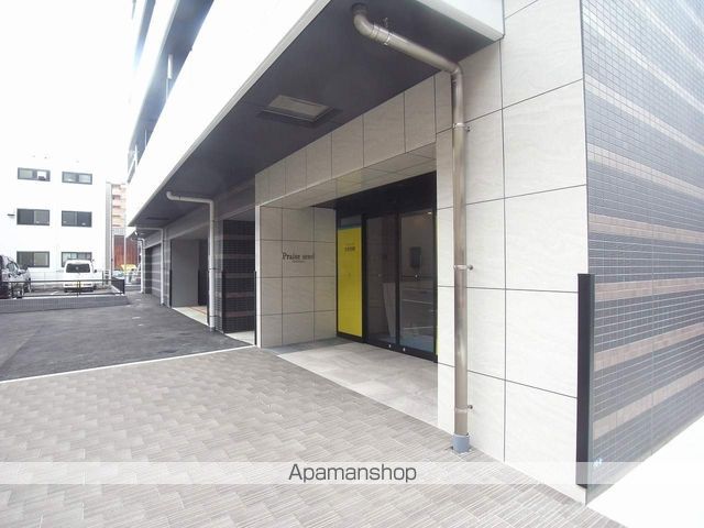 アプリーレ千代田の玄関写真