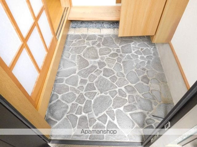 紫野下築山町10-5貸家の内装写真