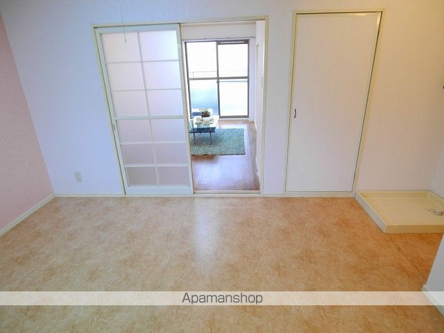 クレストパレス参番館の内装写真