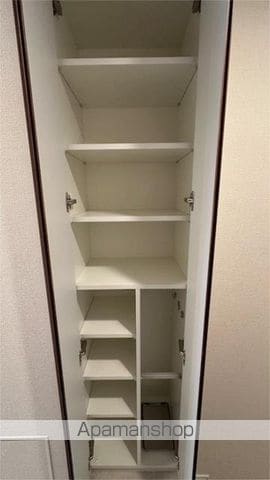 ヴァローレ喜多見の内装写真