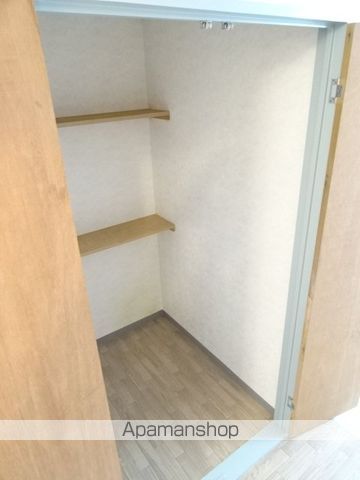 プラザヴィラBの内装写真