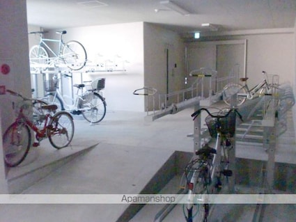 セイクレッド[3LDK/72.5m2]の共用部7