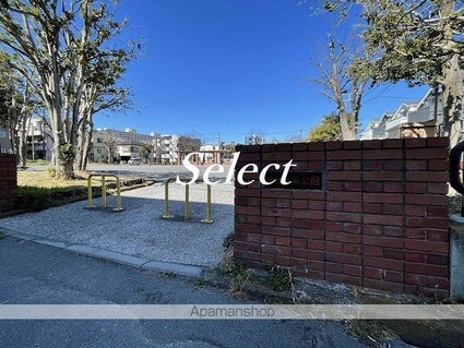 アーベイン南太田[1R/18.01m2]の周辺4