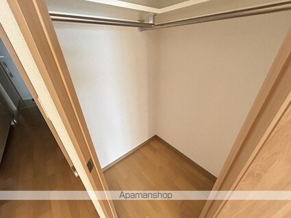 ウイング宝町フォース[1K/27.66m2]の収納