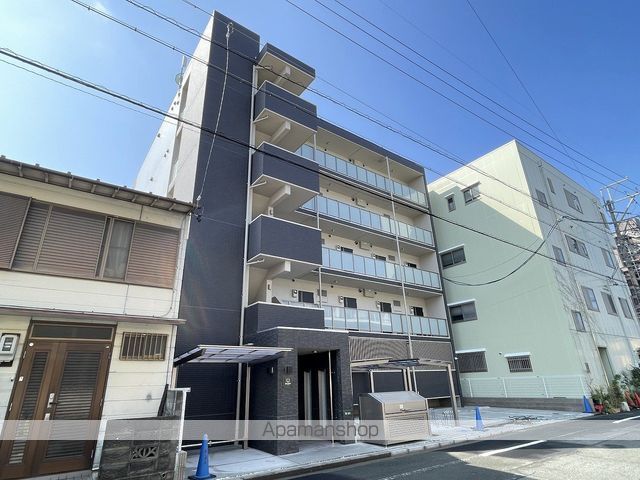 エスコルトの外観写真