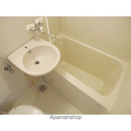 プレール中野Ⅱ[1R/20.65m2]のバス