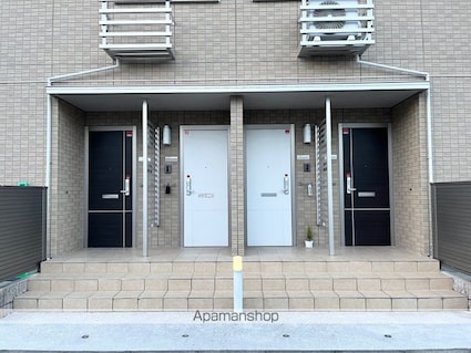 滋賀県長浜市小堀町[2LDK/64.7m2]のエントランス