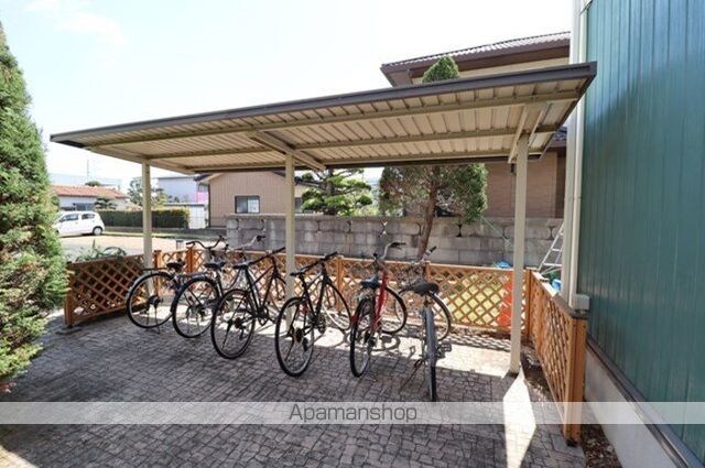 ＲＯＹＡＬ　ＧＡＲＤＥＮ　ＣＡＳＡＨＡＲＡ[2DK/53.65m2]の内装2