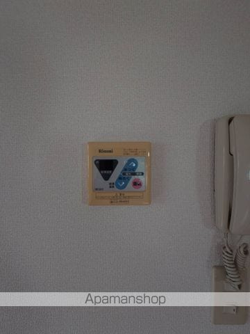 ロイヤルコートAの内装写真