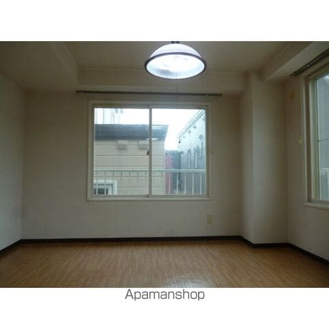 グラン市川の内装写真