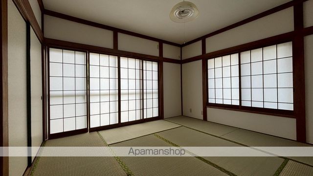 八王子市 2階建 築49年の内装写真