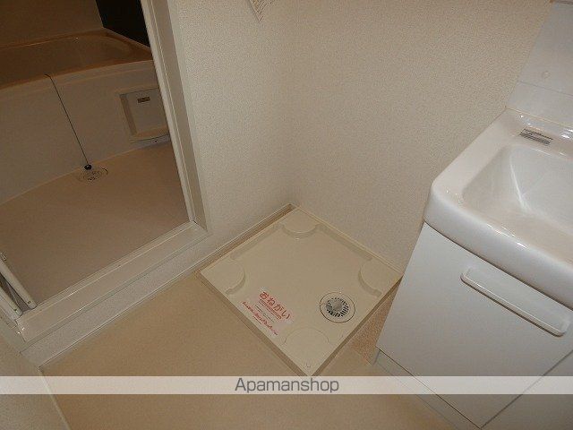 グランディール枝堀Bの内装写真