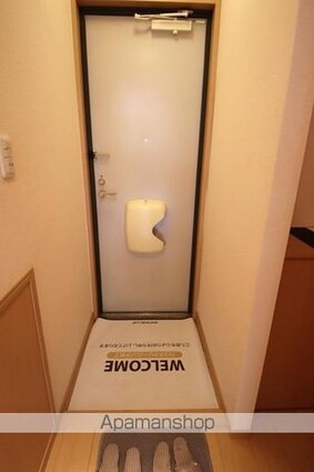 リビングタウン福山東　Ｂ棟[1R/33.39m2]の玄関