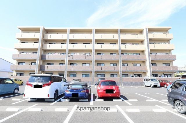 リアンレガーロ大分鶴崎ステーションの外観写真