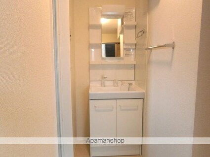 コンフォール高砂[1K/28.66m2]の洗面所