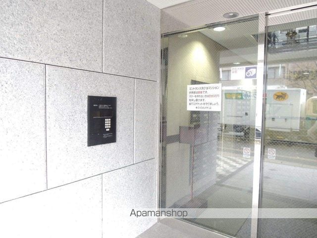 エステートモア高宮通りの玄関写真