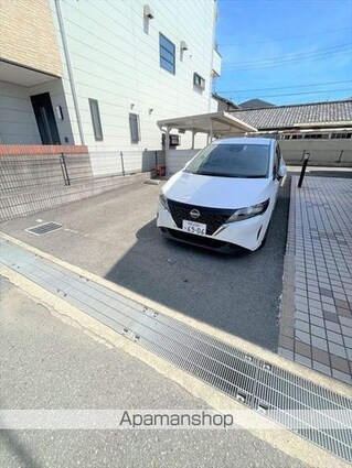 和歌山県和歌山市小松原５丁目[1K/27m2]の駐車場1