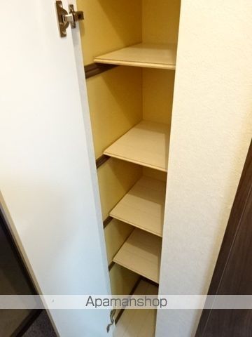 リュクス・N35の内装写真