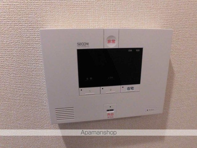 ペティ ポンズの内装写真