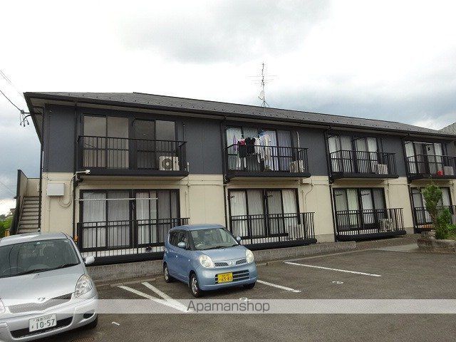 apartment 福島県伊達郡川俣町字新中町64
物件地図
