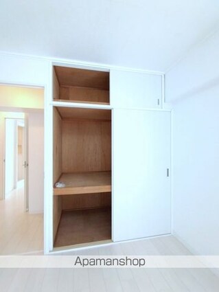 神奈川県川崎市宮前区犬蔵３丁目[2LDK/72m2]の収納