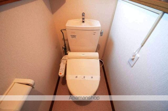 弥生町一棟二戸建の内装写真
