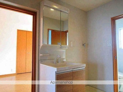 モナフォレスト[2LDK/50m2]の洗面所