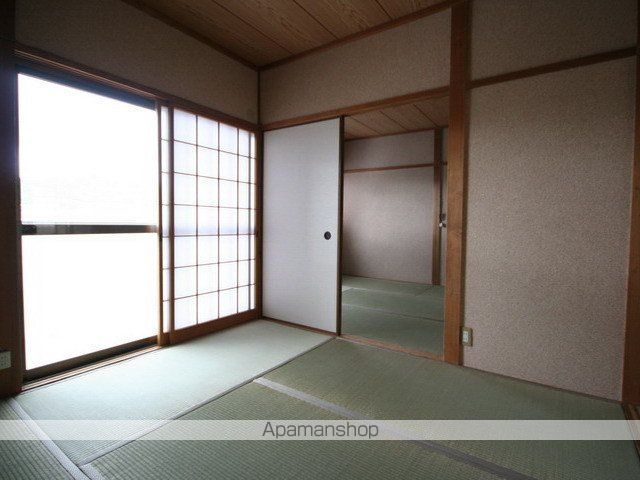 第一福和荘B棟の内装写真