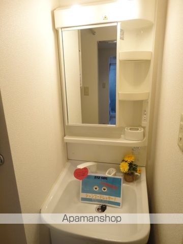 クレエル大通の内装写真