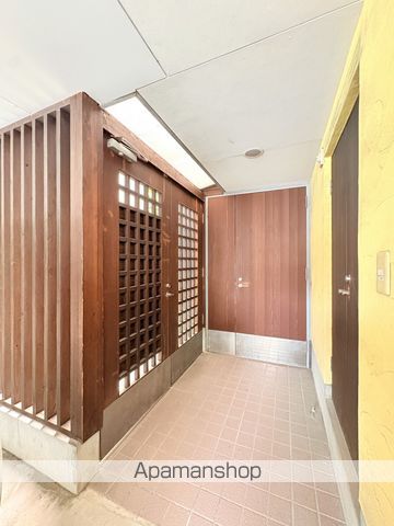 大阪市御堂筋線 西田辺駅 徒歩5分 3階建 築30年の内装写真