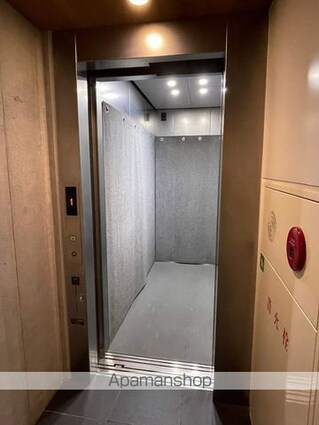 東京都新宿区南町[1LDK/47.56m2]の共用部9