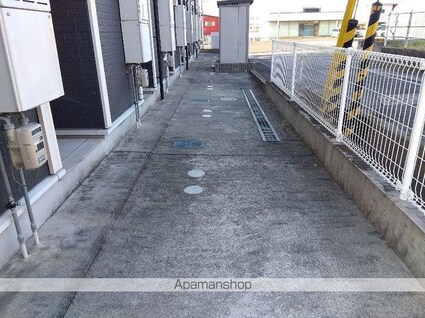 レオネクストシャムロック[1LDK/46.94m2]の共用部1