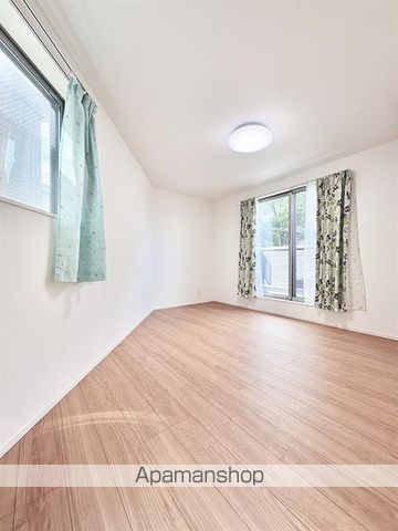 栄生2丁目戸建の内装写真