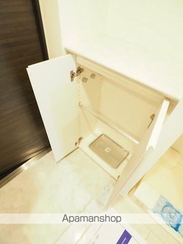 レジディア西小山の内装写真