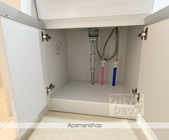F ASECIA PHAONの内装写真