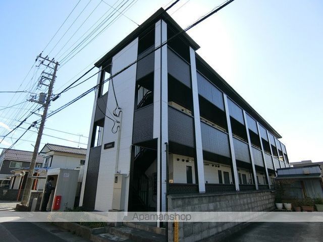 メゾンシャルールの外観写真