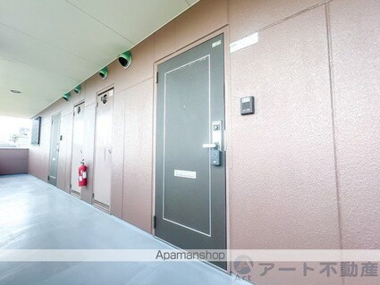 愛媛県松山市小川[2LDK/51.66m2]のエントランス2